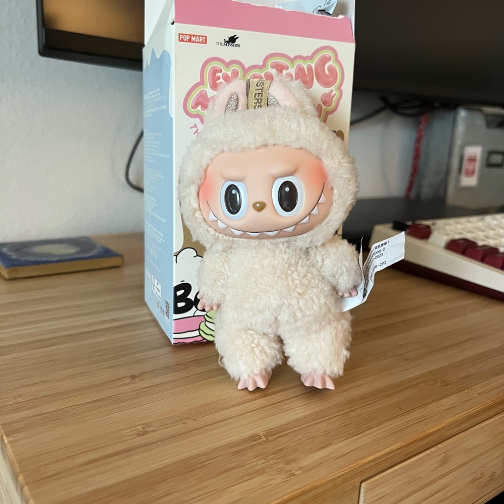 Labubu Exciting Macaron Soymilk